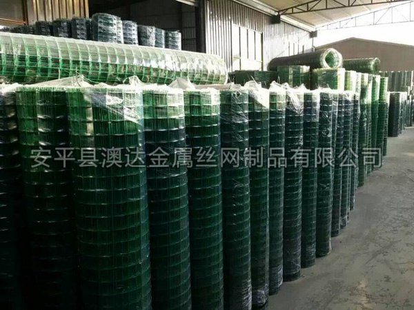电焊网隔离栅 (3)